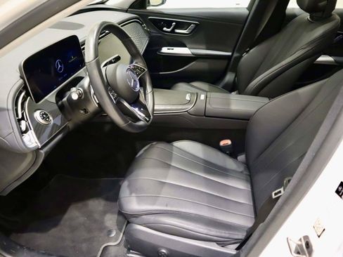 Used 2025 Mercedes-Benz E 350 Sedan w/ Winter Package image 22