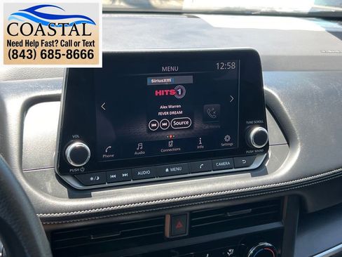 Used 2024 Nissan Rogue S FWD image 29