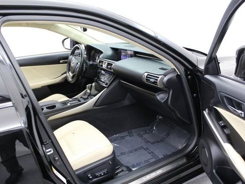 Used 2014 Lexus IS 250 RWD image 16