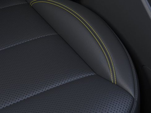 New 2026 Chevrolet Trax ACTIV w/ Sunroof Package FWD image 28