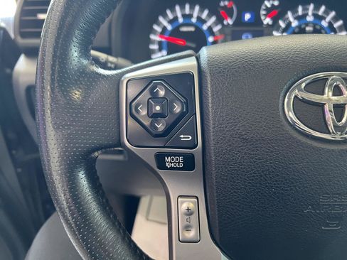 Used 2019 Toyota 4Runner SR5 Premium AWD/4WD image 19