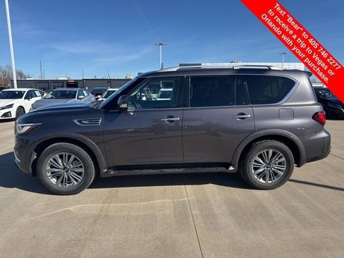 Used 2024 INFINITI QX80 Luxe image 2