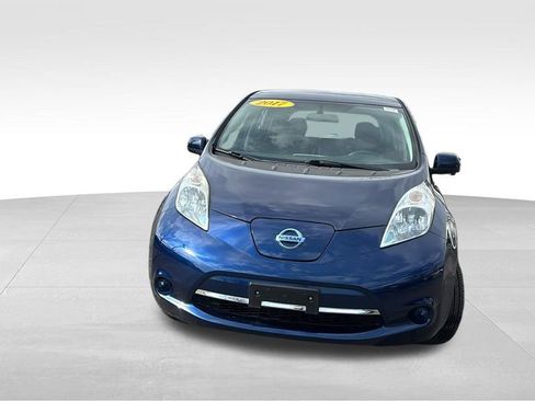 Used 2017 Nissan Leaf S image 2