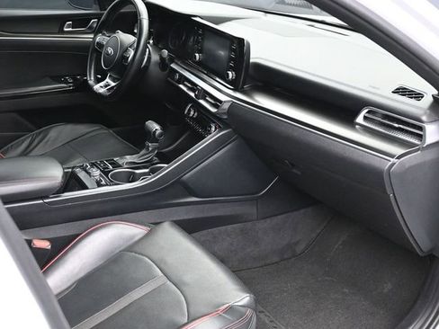 Used 2021 Kia K5 GT image 13