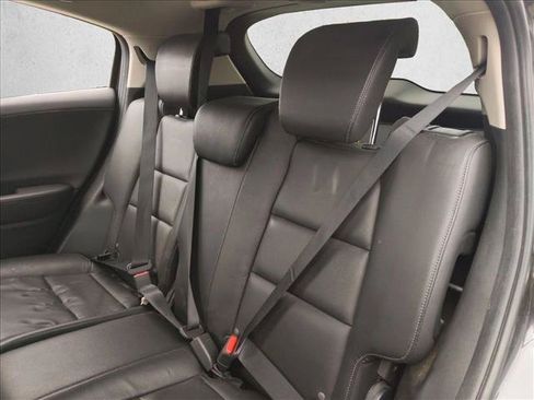 Used 2018 Honda HR-V EX-L image 14