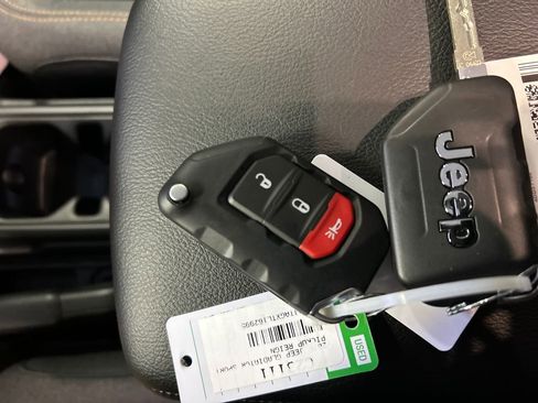 New 2026 Jeep Gladiator Sport image 20