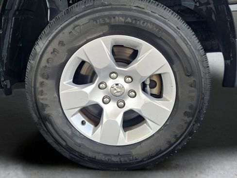 Used 2020 RAM 1500 Big Horn RWD image 10
