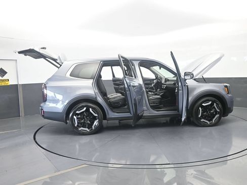 Used 2024 Kia Telluride EX AWD/4WD image 76
