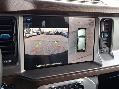 Certified 2023 Ford Bronco Outer Banks w/ Sasquatch Package image 21