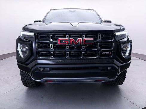 Used 2023 GMC Canyon AT4 w/ AT4 Premium Package AWD/4WD image 12