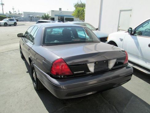 Used 2011 Ford Crown Victoria Police Interceptor w/ Radio Suppression Pkg image 5