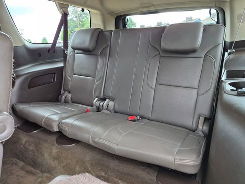 Used 2017 GMC Yukon XL Denali RWD image 31