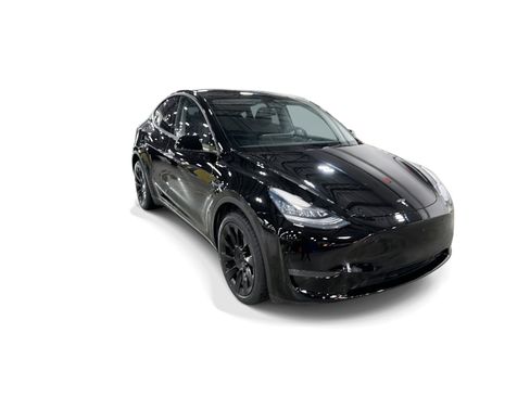Used 2023 Tesla Model Y AWD image 8