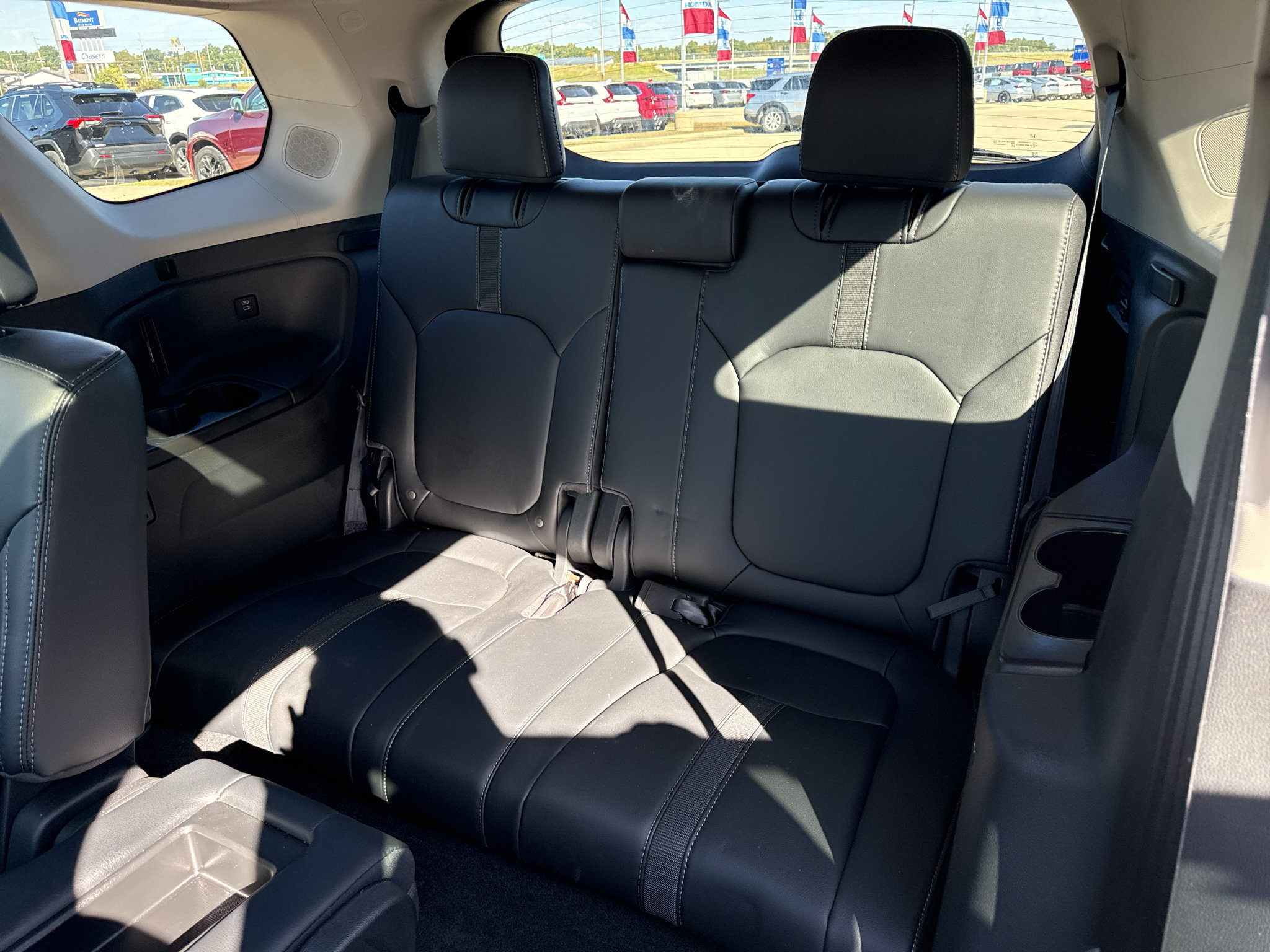 Used 2025 Honda Pilot Touring image 18