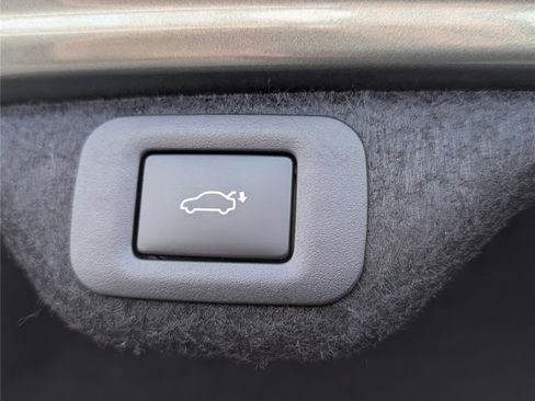 Used 2024 Lexus ES 350 w/ Technology Package image 14