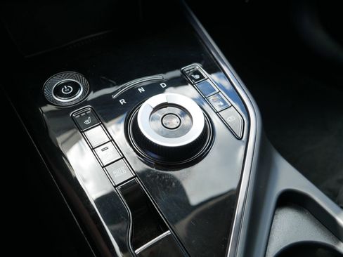 Certified 2024 Kia Niro Wind w/ Wind Preserve Package FWD image 24