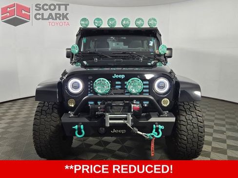 Used 2015 Jeep Wrangler Unlimited Sahara w/ Max Tow Package image 2