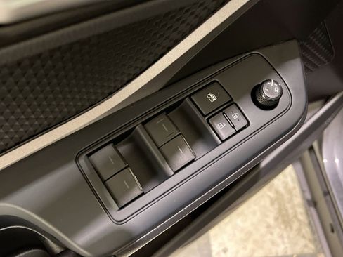 Used 2021 Toyota C-HR LE image 28