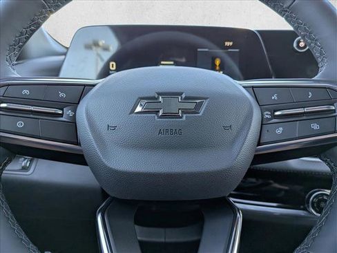 New 2026 Chevrolet Equinox LT image 14