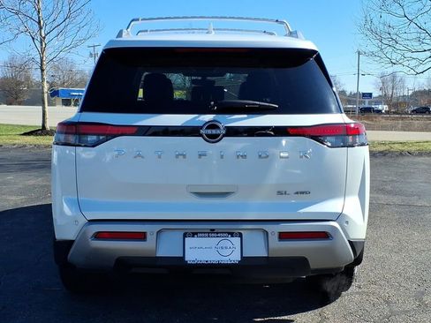 Certified 2024 Nissan Pathfinder SL AWD/4WD image 4
