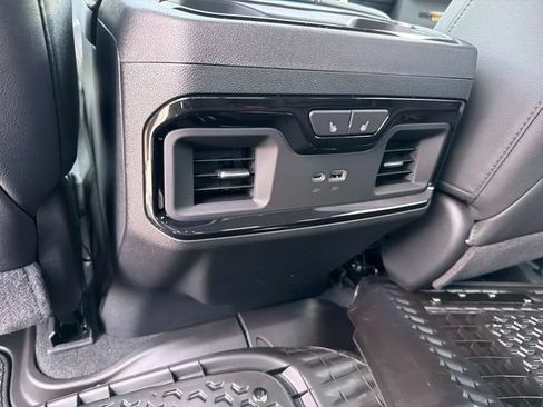 New 2026 GMC Sierra 1500 AT4 w/ AT4 Premium Package AWD/4WD image 16