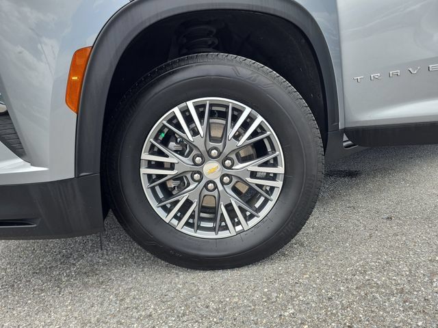 Certified 2026 Chevrolet Traverse LT FWD image 31
