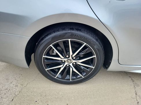 Used 2023 Toyota Camry SE FWD image 16