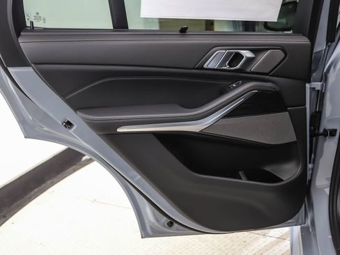 New 2026 BMW X5 xDrive50e w/ Executive Package AWD/4WD image 20