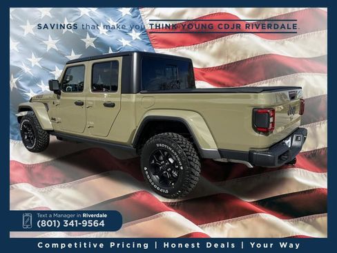 New 2026 Jeep Gladiator Sport image 3