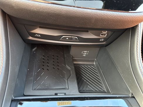 New 2026 Chrysler Pacifica Pinnacle w/ Trailer Tow Group image 76