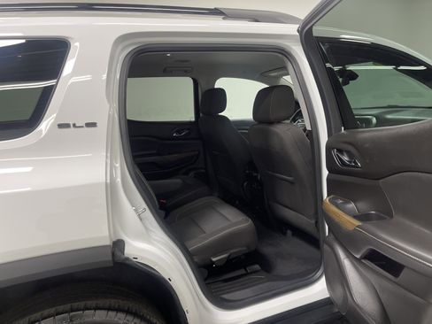 Used 2023 GMC Acadia SLE w/ Driver Convenience Package image 21