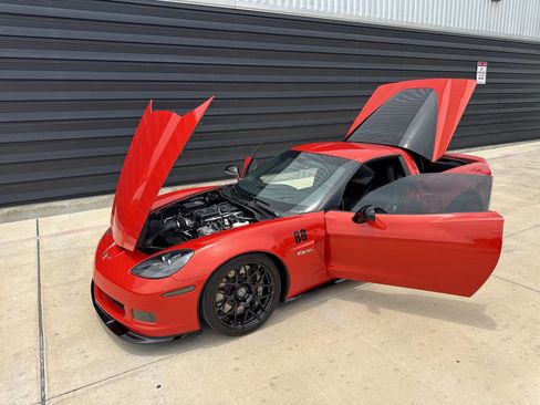 Used 2011 Chevrolet Corvette Z06 RWD image 28