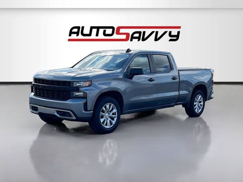 Used 2022 Chevrolet Silverado 1500 Custom image 3