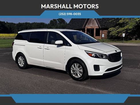 Used 2016 Kia Sedona LX w/ Option Group 020 FWD image 1