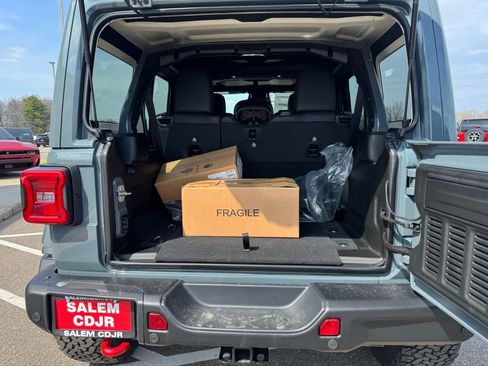 New 2026 Jeep Wrangler Unlimited Rubicon AWD/4WD image 10