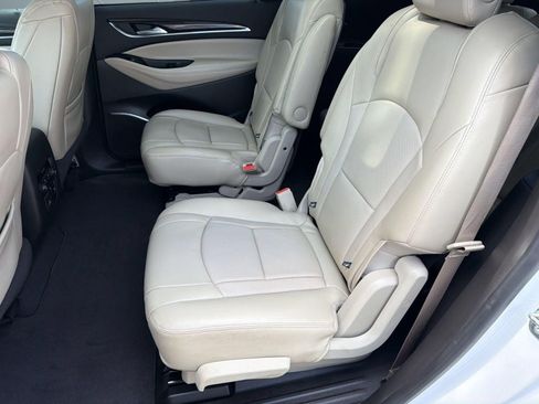 Certified 2018 Buick Enclave Essence FWD image 21