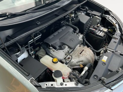 Used 2016 Toyota RAV4 XLE AWD/4WD image 27