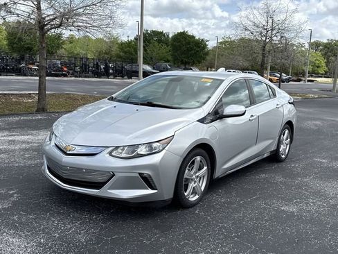 Used 2017 Chevrolet Volt LT w/ Comfort Package image 2
