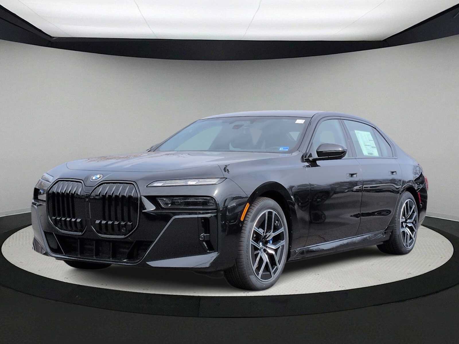 Used 2026 BMW i7 xDrive60 w/ Executive Package AWD/4WD image 4
