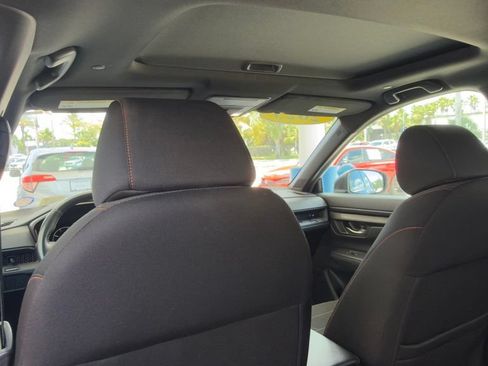 Used 2023 Honda CR-V Sport image 8