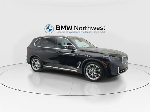 Used 2026 BMW X5 xDrive50e w/ Climate Comfort Package AWD/4WD image 6