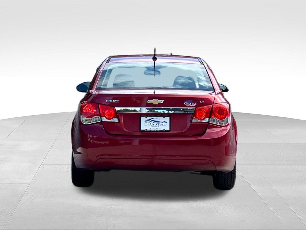 Used 2011 Chevrolet Cruze LT FWD image 12