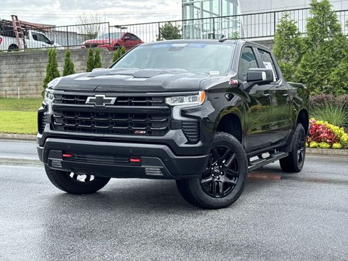 Used 2025 Chevrolet Silverado 1500 LT Trail Boss w/ Convenience Package II AWD/4WD image 5