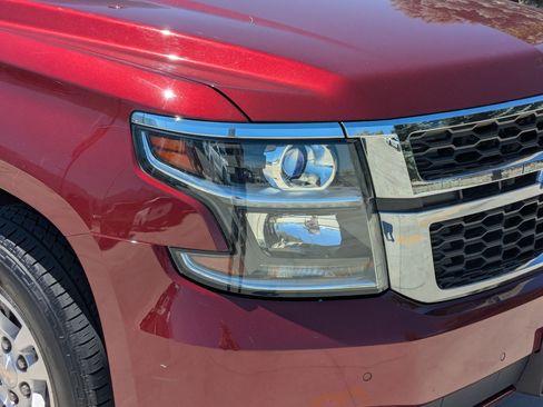 Used 2017 Chevrolet Suburban LT AWD/4WD image 10