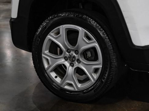 Used 2018 Jeep Renegade Limited w/ Advanced Technology Group AWD/4WD image 50