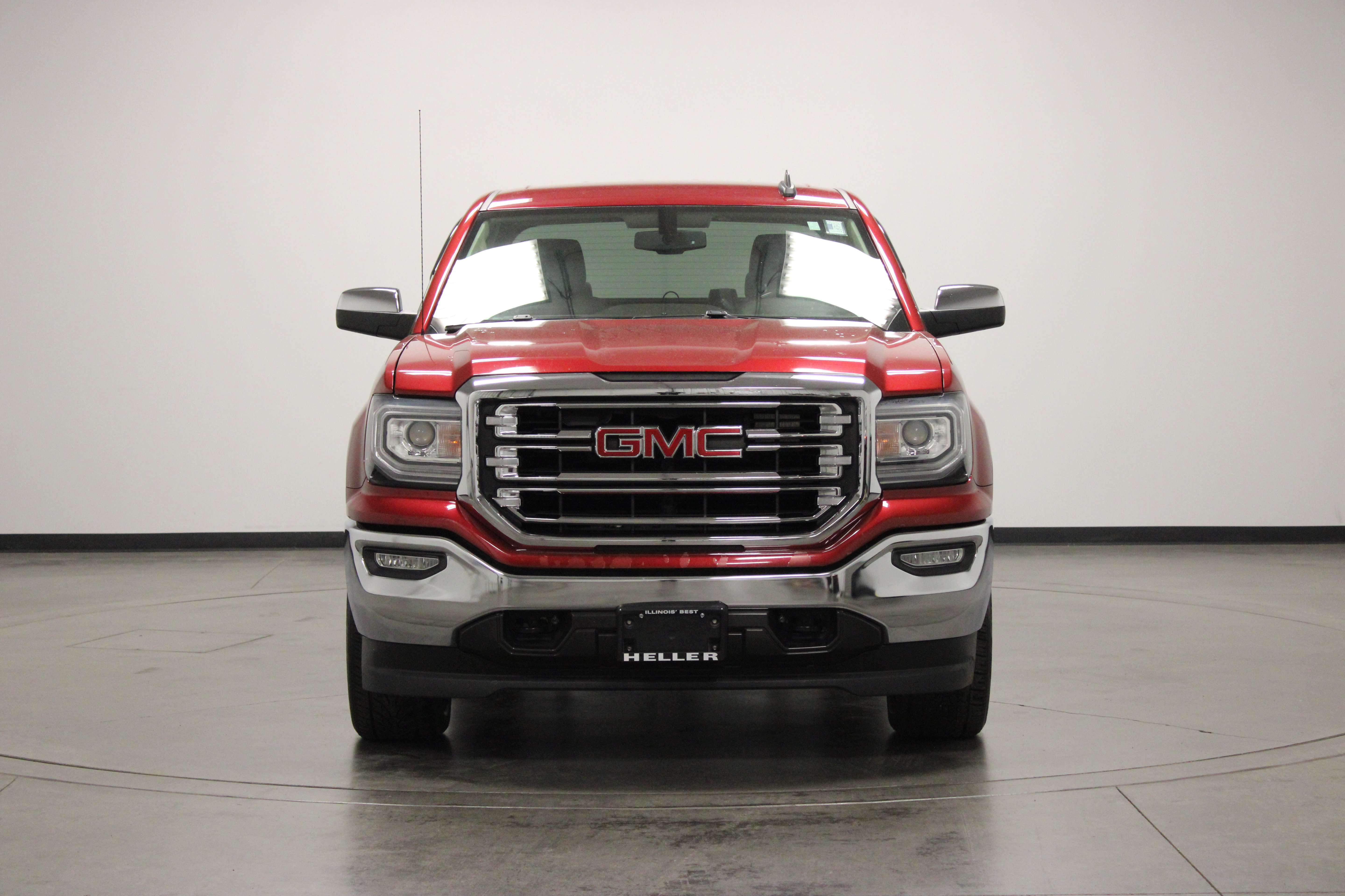 Used 2018 GMC Sierra 1500 SLT w/ SLT Premium Package AWD/4WD image 3