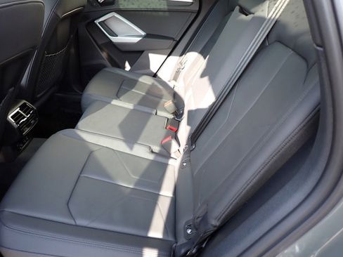 Used 2022 Audi Q3 2.0T Premium image 16