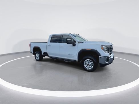Used 2023 GMC Sierra 2500 SLE w/ SLE Convenience Package image 2