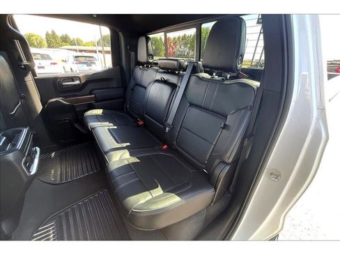 Used 2022 Chevrolet Silverado 1500 High Country image 27