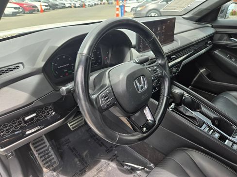 Used 2024 Honda Accord Sport image 13